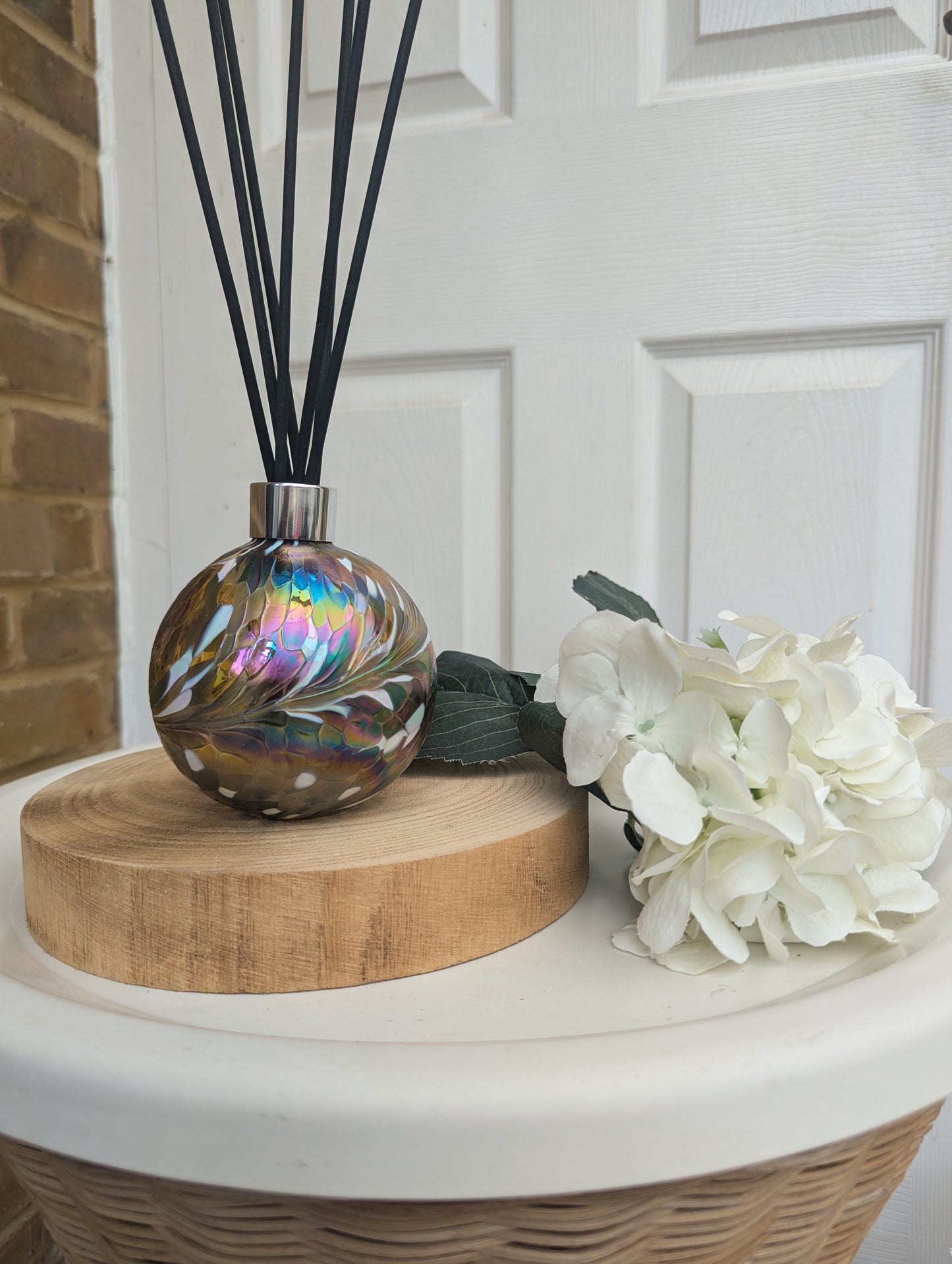 Sphere Reed Diffuser - Gold, Brown and White