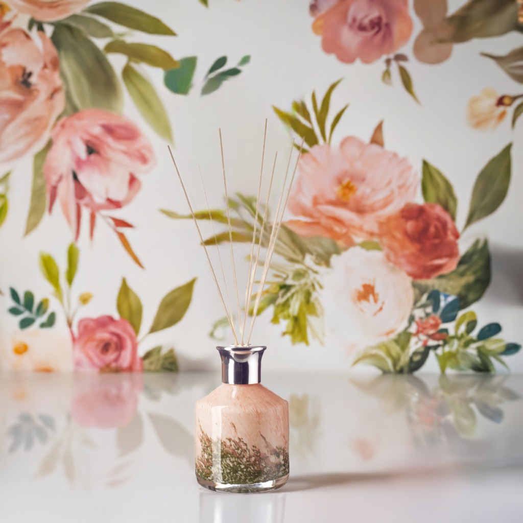 Small Cylinder Reed Diffuser - Evergreen Blush